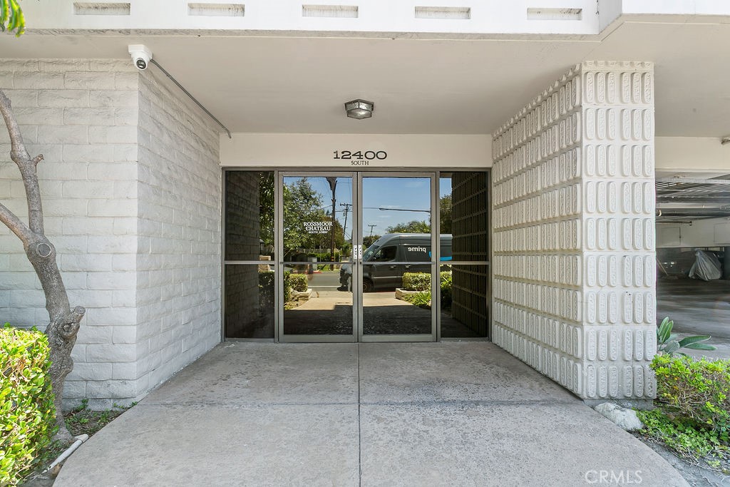12400 Montecito Road 222
