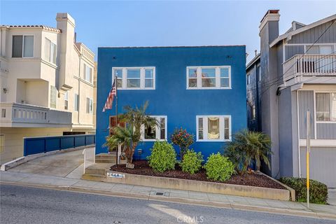 Photo of 640 2nd St, Hermosa Beach, CA 90254 (MLS # SB25253894)