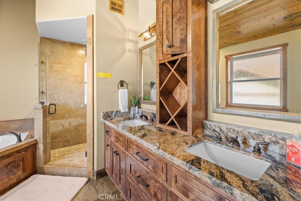 Big Bear Lake, California, 92315, United States, 4 Bedrooms Bedrooms, ,4 BathroomsBathrooms,Residential,Active,2034013