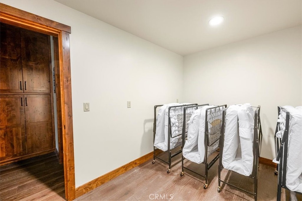 Big Bear Lake, California, 92315, United States, 4 Bedrooms Bedrooms, ,4 BathroomsBathrooms,Residential,Active,2034013
