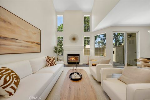 13385 Savanna Tustin CA 92782