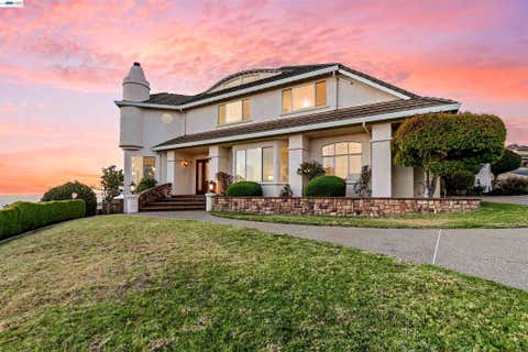 Photo of 3490 Thompson Pl PL, Hayward, CA 94541 (MLS # 41143425)