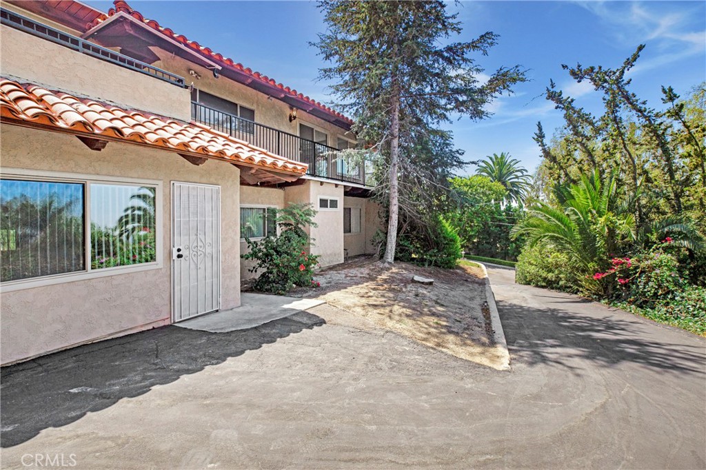 1731 La Loma Drive