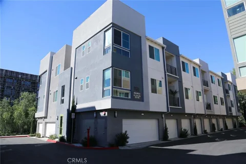 MLS: CV26120062