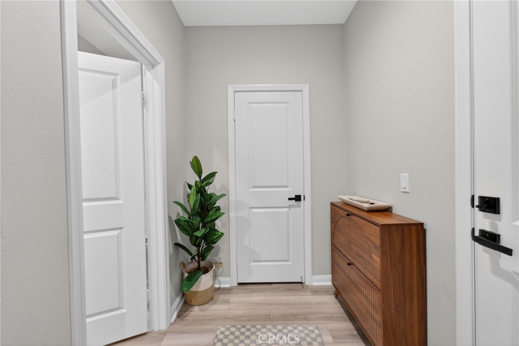 25377 Circle Stone