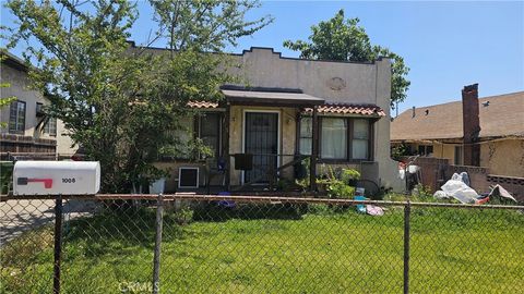 Photo of 1006 S Concord St, Los Angeles, CA 90023 (MLS # TR26093858)