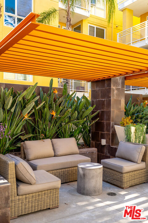 The Ascent - Residential