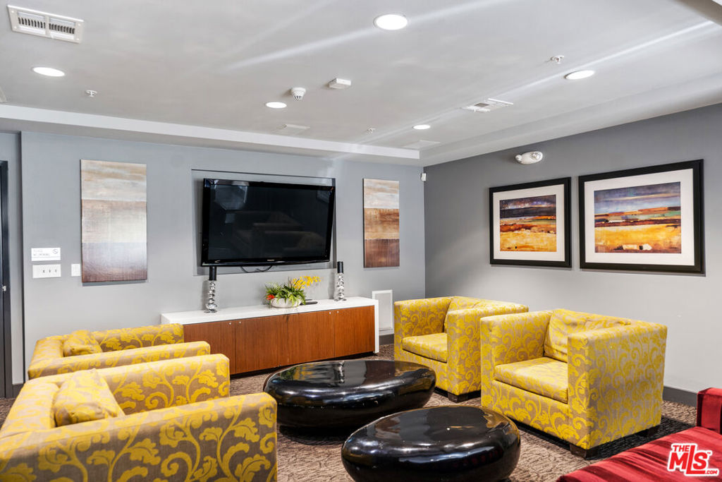 The Ascent - Residential