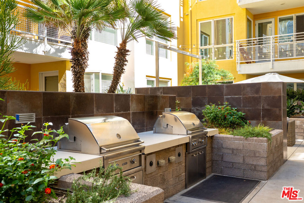 The Ascent - Residential