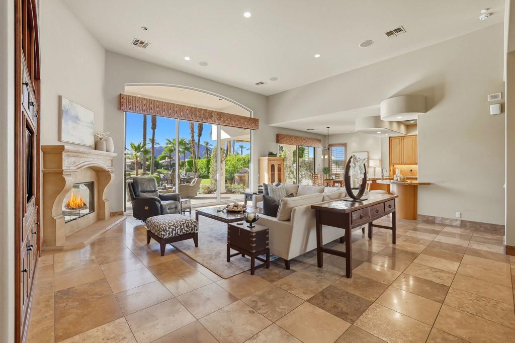 Rancho La Quinta CC - Residential Lease