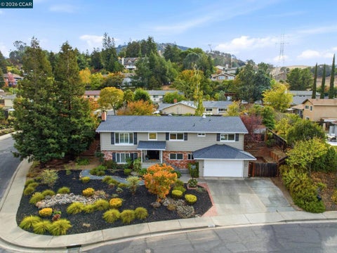 Photo of 5706 Pepperridge Way Way, Concord, CA 94521 (MLS # 41152638)