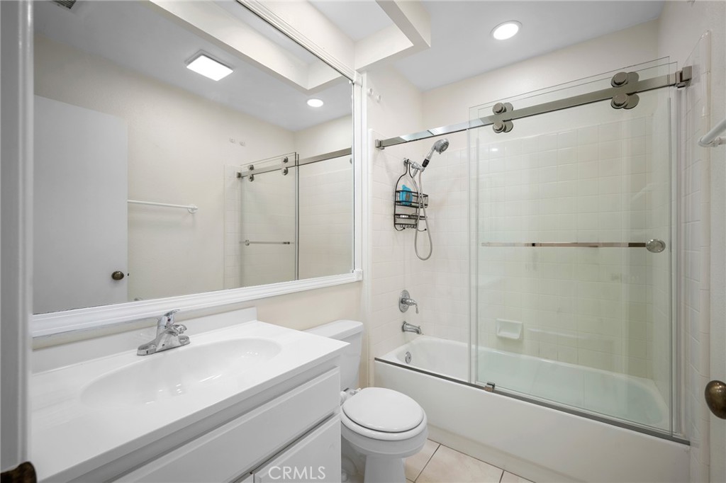 Woodcreek (WCRK) - Residential Lease