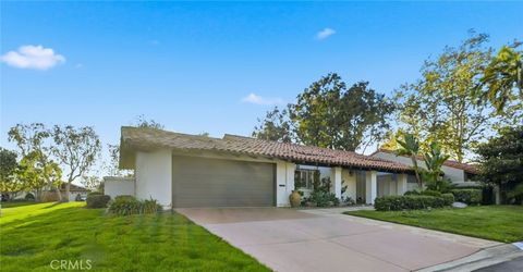 Photo of 309 Encina, Newport Beach, CA 92660 (MLS # OC25253694)