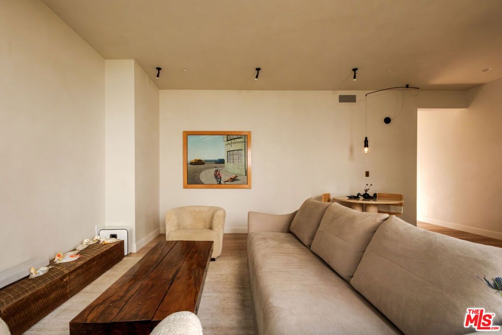 Photo of 956 5th Street #C, Santa Monica, CA 90403 (MLS # 25617391)