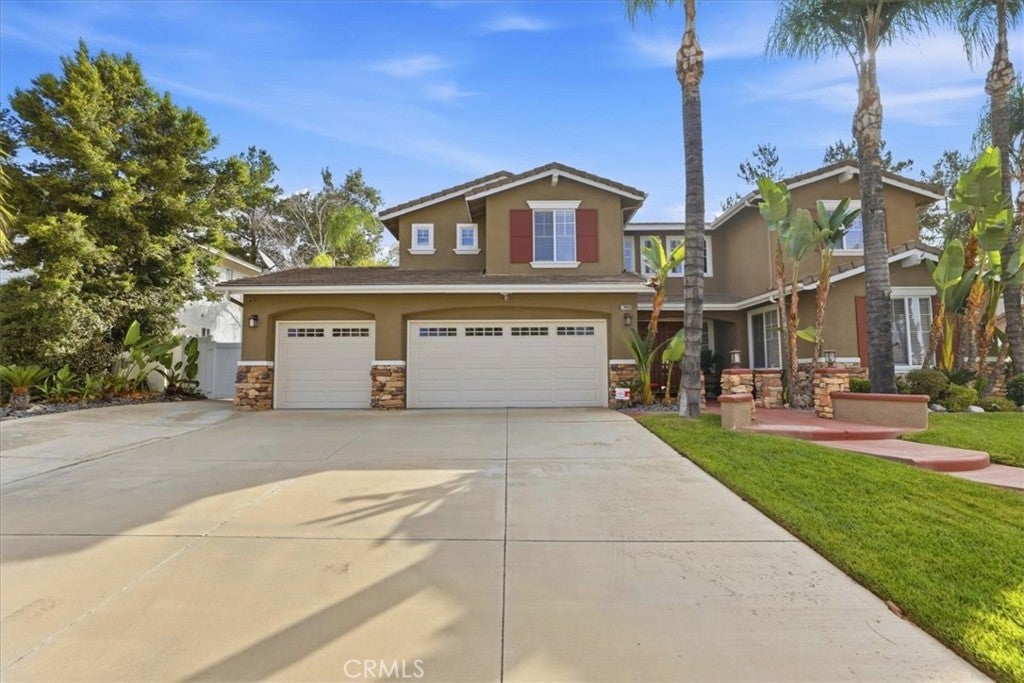 7984 Palm View