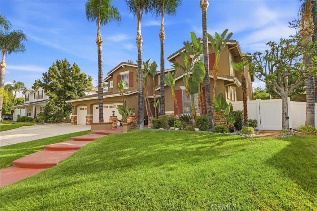 7984 Palm View
