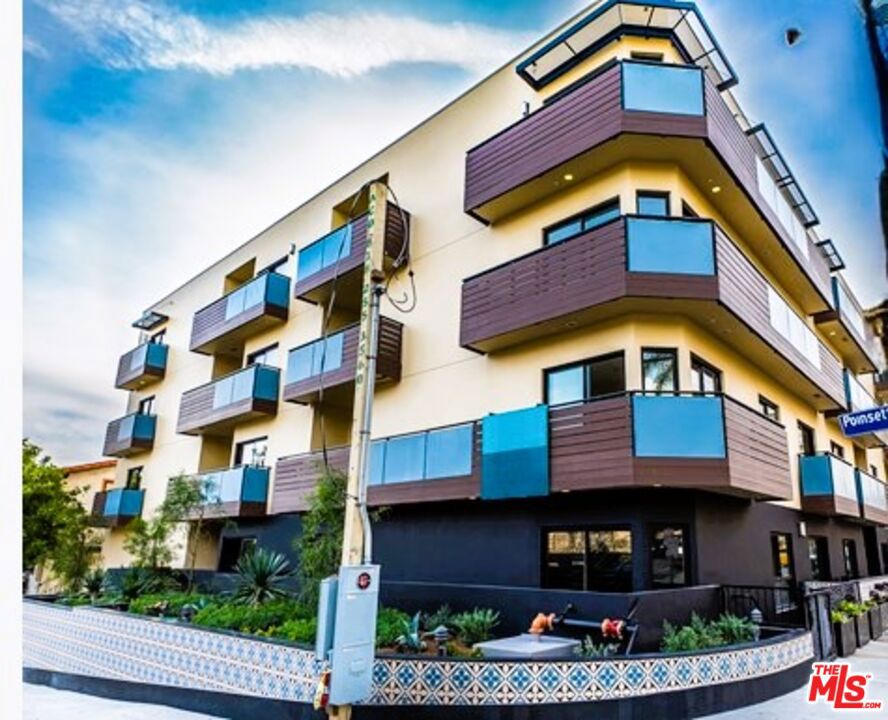 Welcome to Hawthorn at Poinsettia by Wiseman, located in the Hollywood area of Los Angeles. This property features two and three-bedroom apartment homes ranging from 1,094-1,470 Sq. Ft.