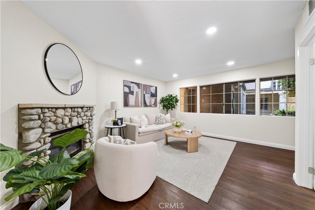 15365 Woodruff 8