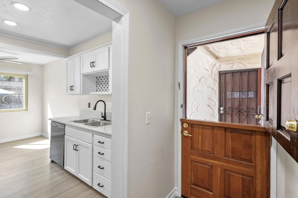 8649 Lake Murray Boulevard 4