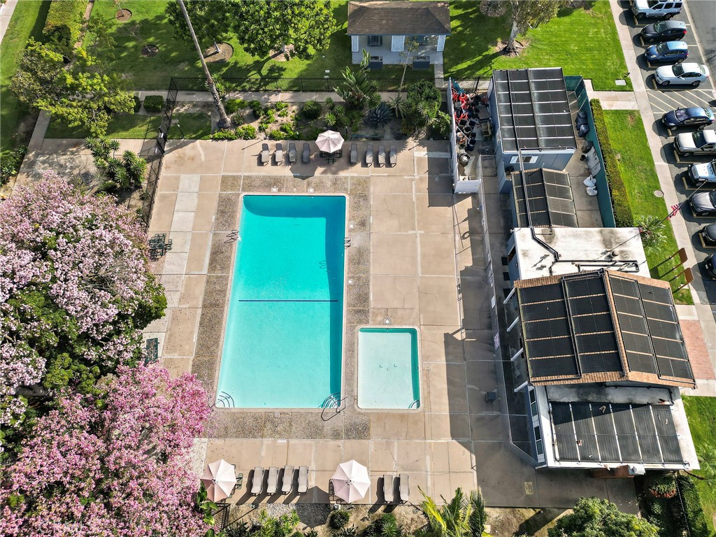 Huntington Bay (HBAY) - Residential