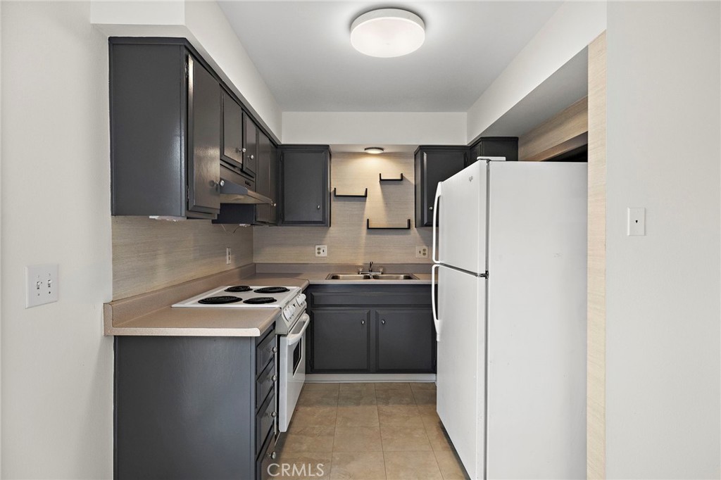 Huntington Bay (HBAY) - Residential