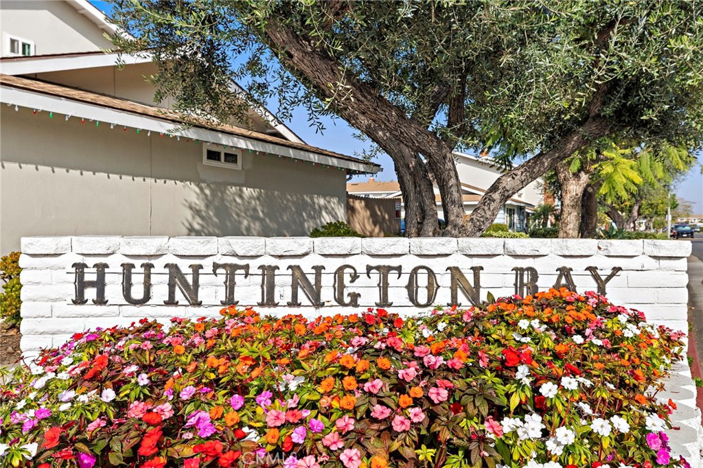 Huntington Bay (HBAY) - Residential