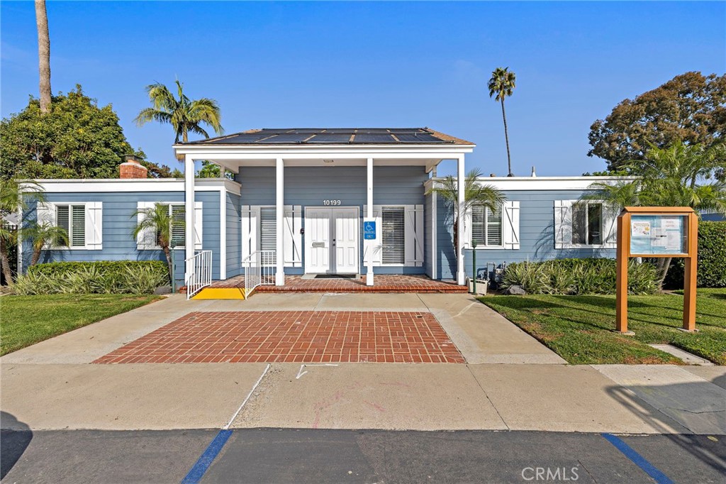 Huntington Bay (HBAY) - Residential