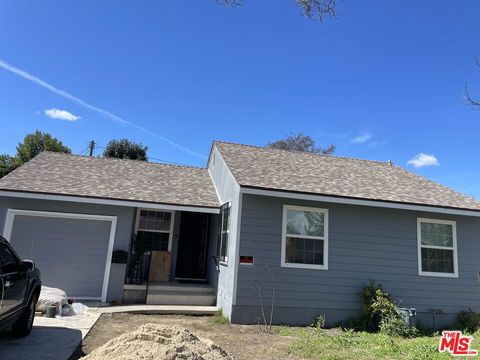 Photo of 7729 Wynne Avenue, Reseda, CA 91335 (MLS # 25612993) Photo of 7729 Wynne Avenue, Reseda, CA 91335 (MLS # 25612993)