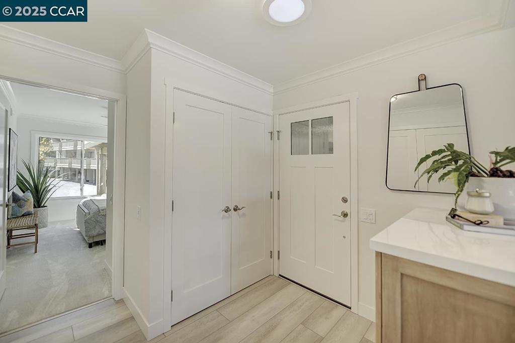 ROSSMOOR - Residential