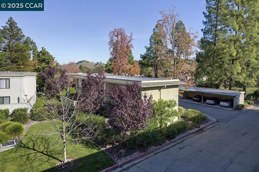 ROSSMOOR - Residential