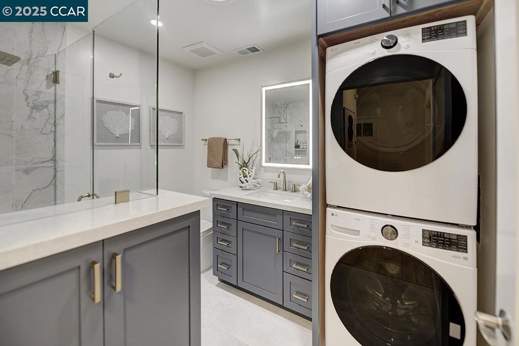 ROSSMOOR - Residential