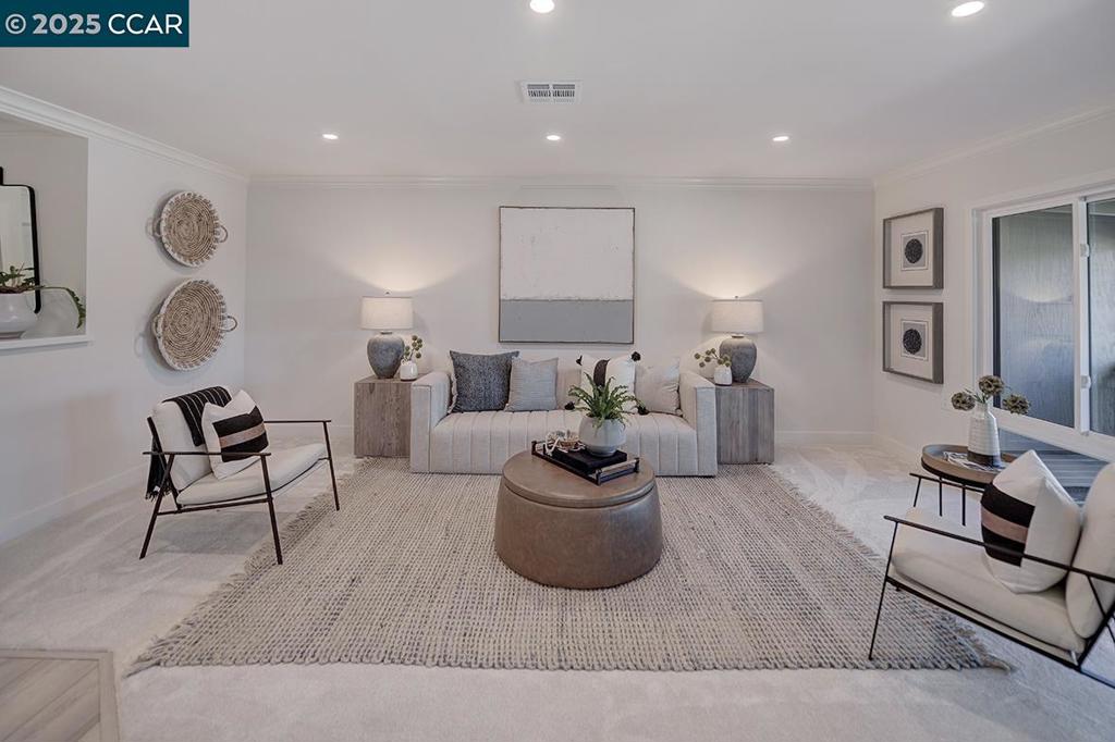 ROSSMOOR - Residential