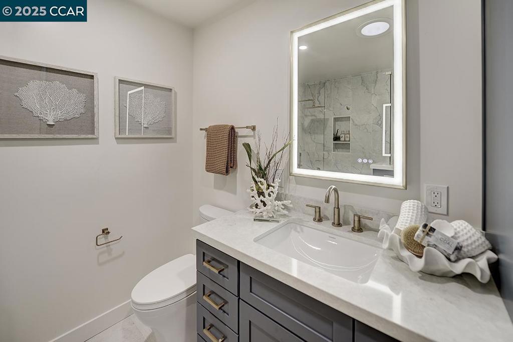 ROSSMOOR - Residential