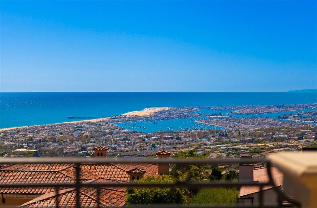 Photo of 22 Pelican Crest Drive, Newport Coast, CA 92657 (MLS # OC25149384)
