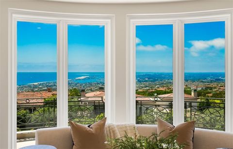 Tiny photo for 22 Pelican Crest Drive, Newport Coast, CA 92657 (MLS # OC25149384)