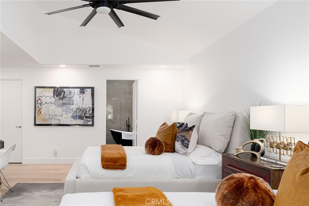 Rancho Mirage C.C. (32169) - Residential