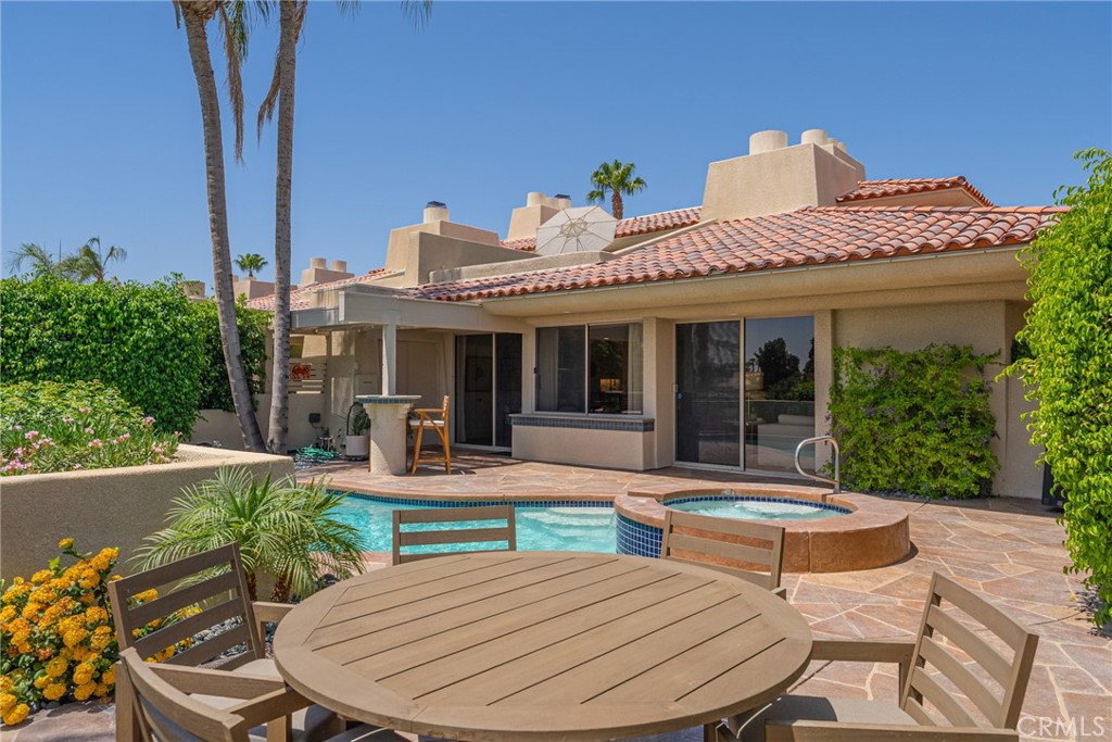 Rancho Mirage C.C. (32169) - Residential