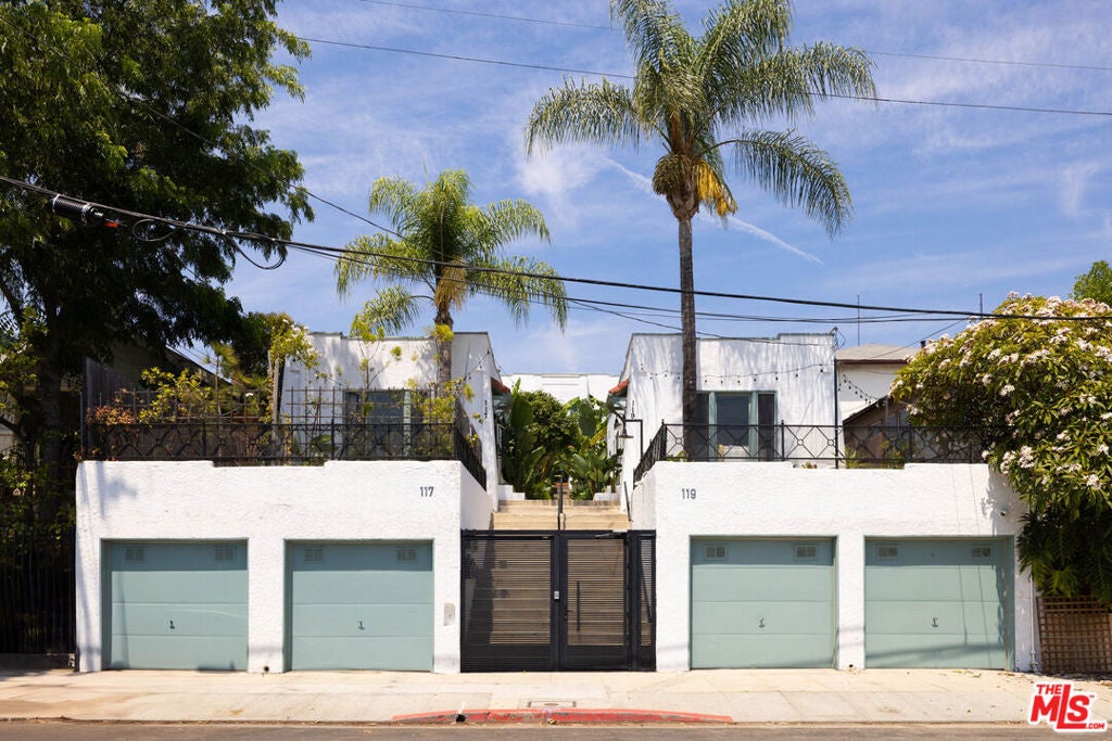 Photo of 119 Rosemont Avenue, Los Angeles, CA 90026 (MLS # 26985069)