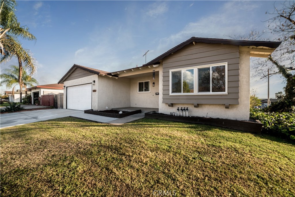 5555 Caroline Street