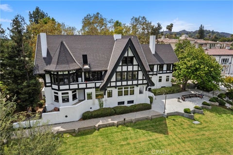 Photo of 182 S Orange Grove BLVD, Pasadena, CA 91105 (MLS # OC26179426)