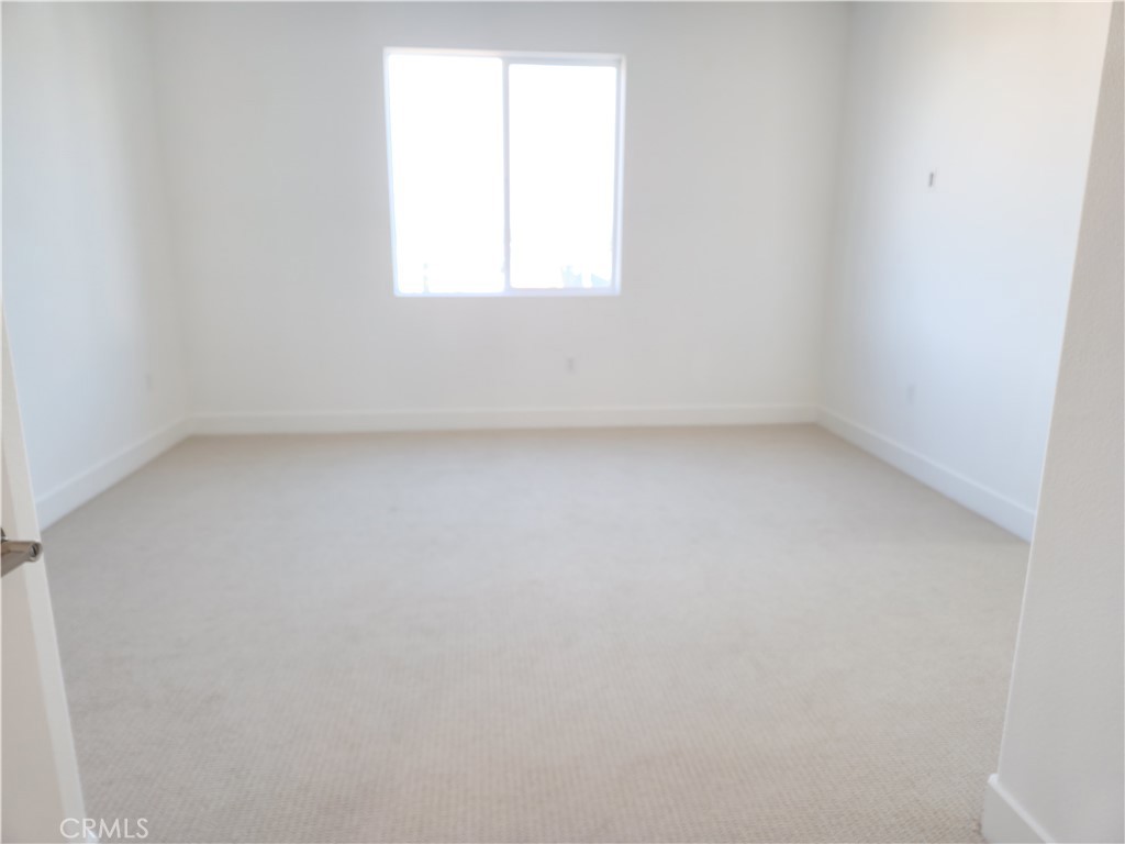 Outlook (OUTLOOK5P) - Residential Lease