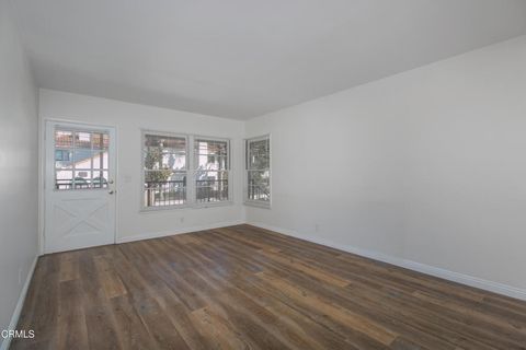 Photo of 401 N Kenneth Road #F, Burbank, CA 91501 (MLS # P1-26507)