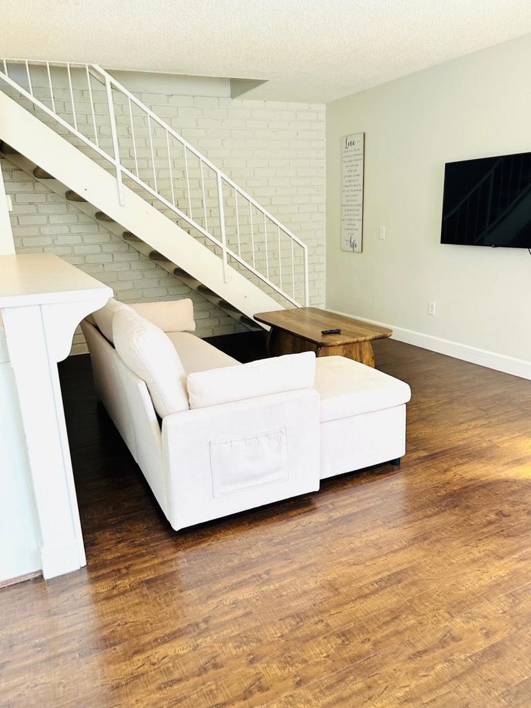Indian Creek Villas - Residential Lease