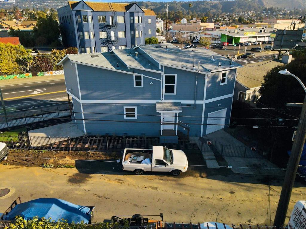 SEMINARY - Residential