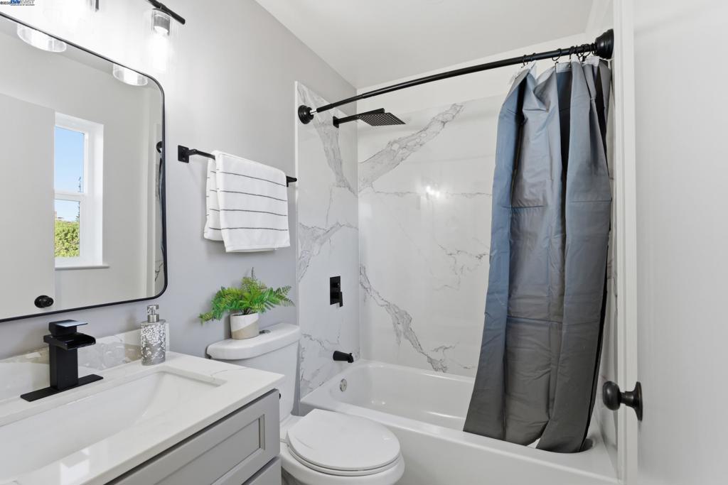 SEMINARY - Residential