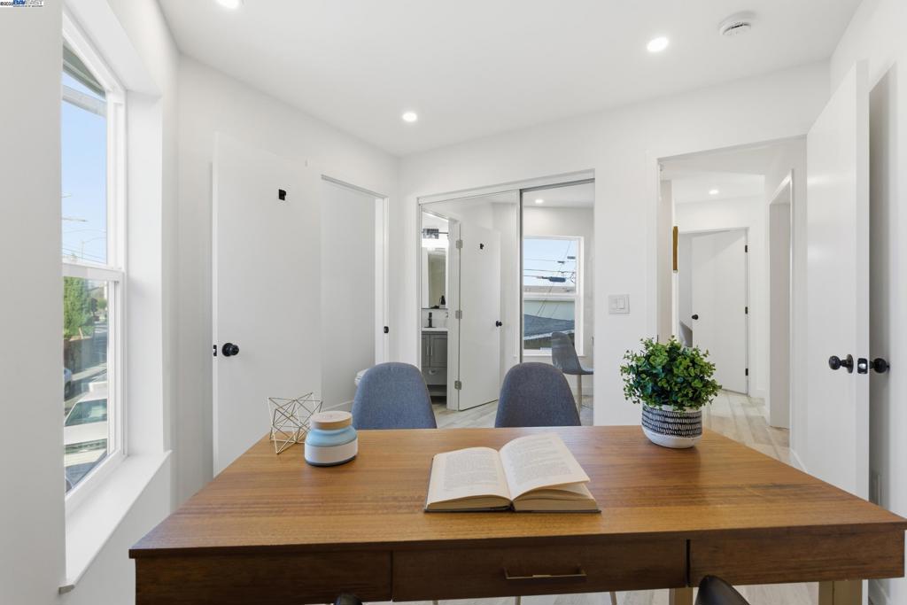 SEMINARY - Residential