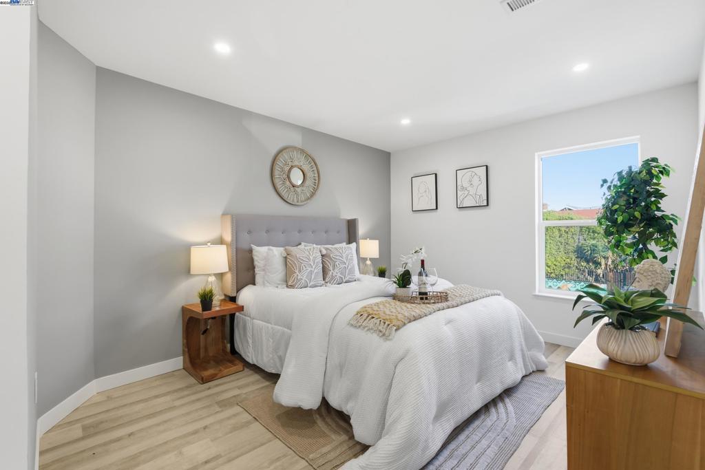 SEMINARY - Residential