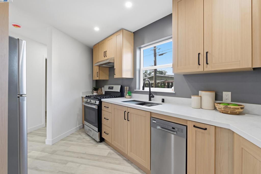 SEMINARY - Residential