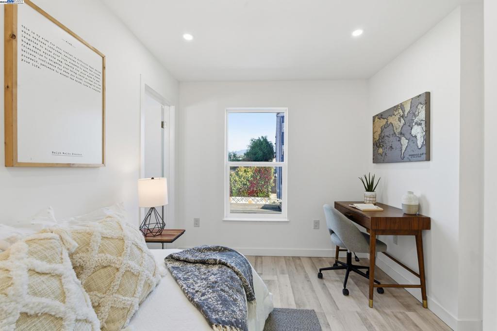 SEMINARY - Residential