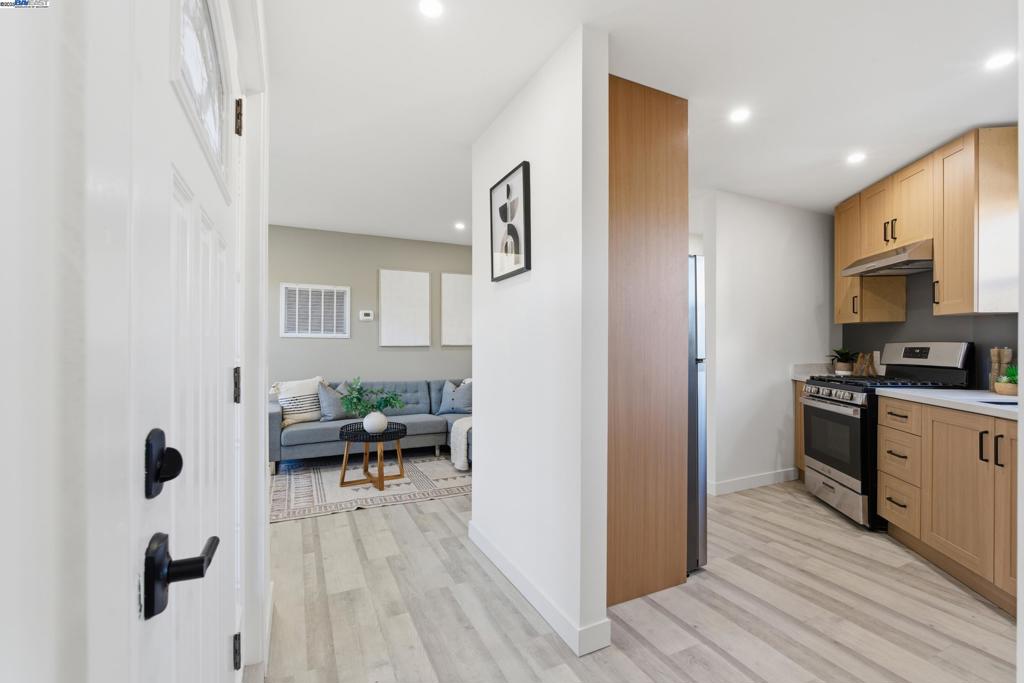 SEMINARY - Residential